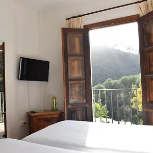 Humaina Hotel